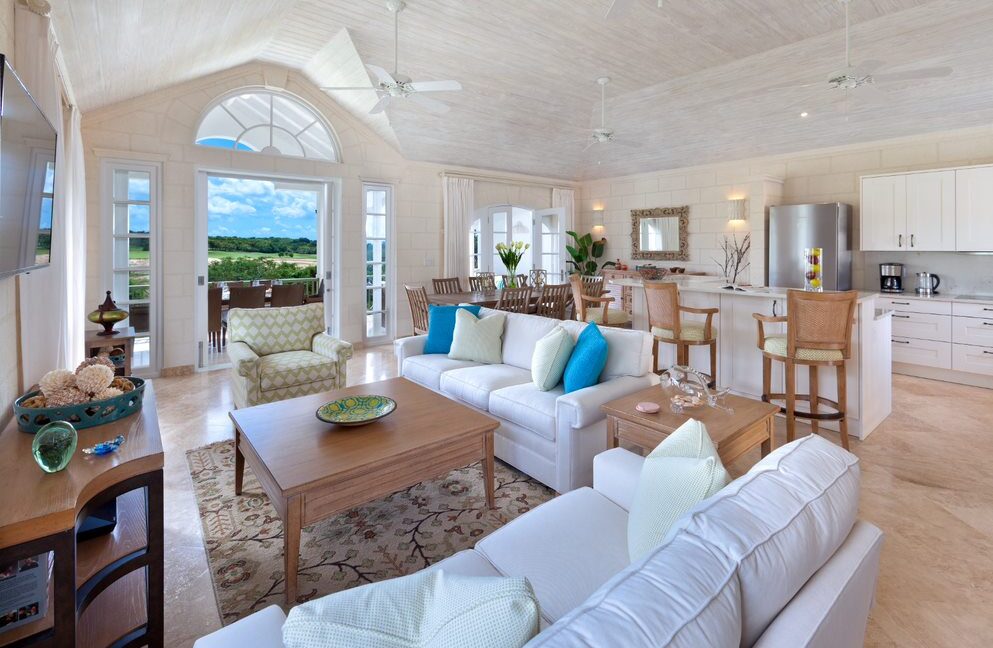 SCR22 - Open Living Area