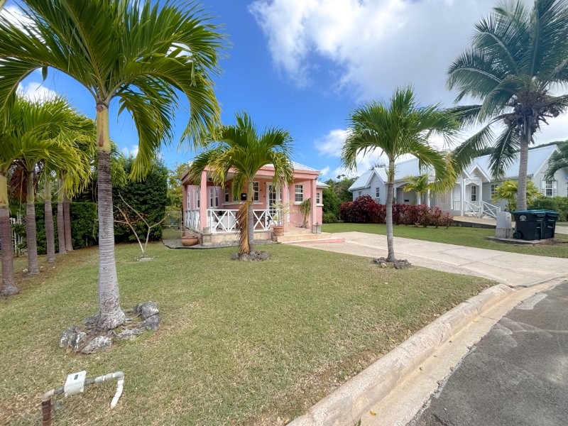 3- BW43 - Front of house